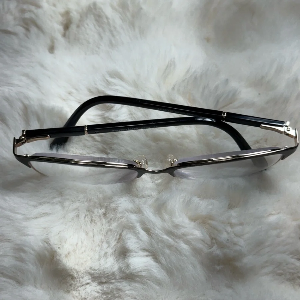 Marie Claire Satin Black & Gold Rectangular Eyeglasses Frames‎ | 54-16-140